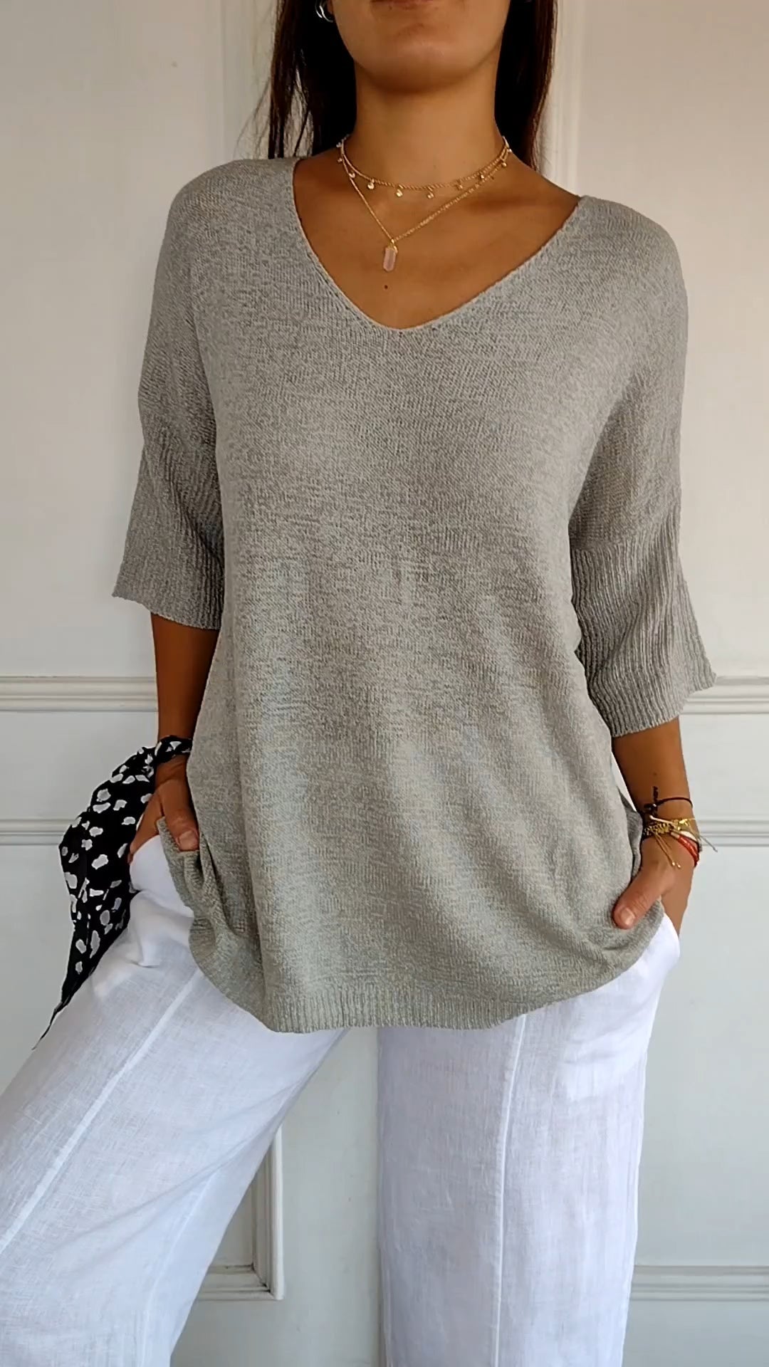 Clara | Blouse à col V en maille sophistiquée